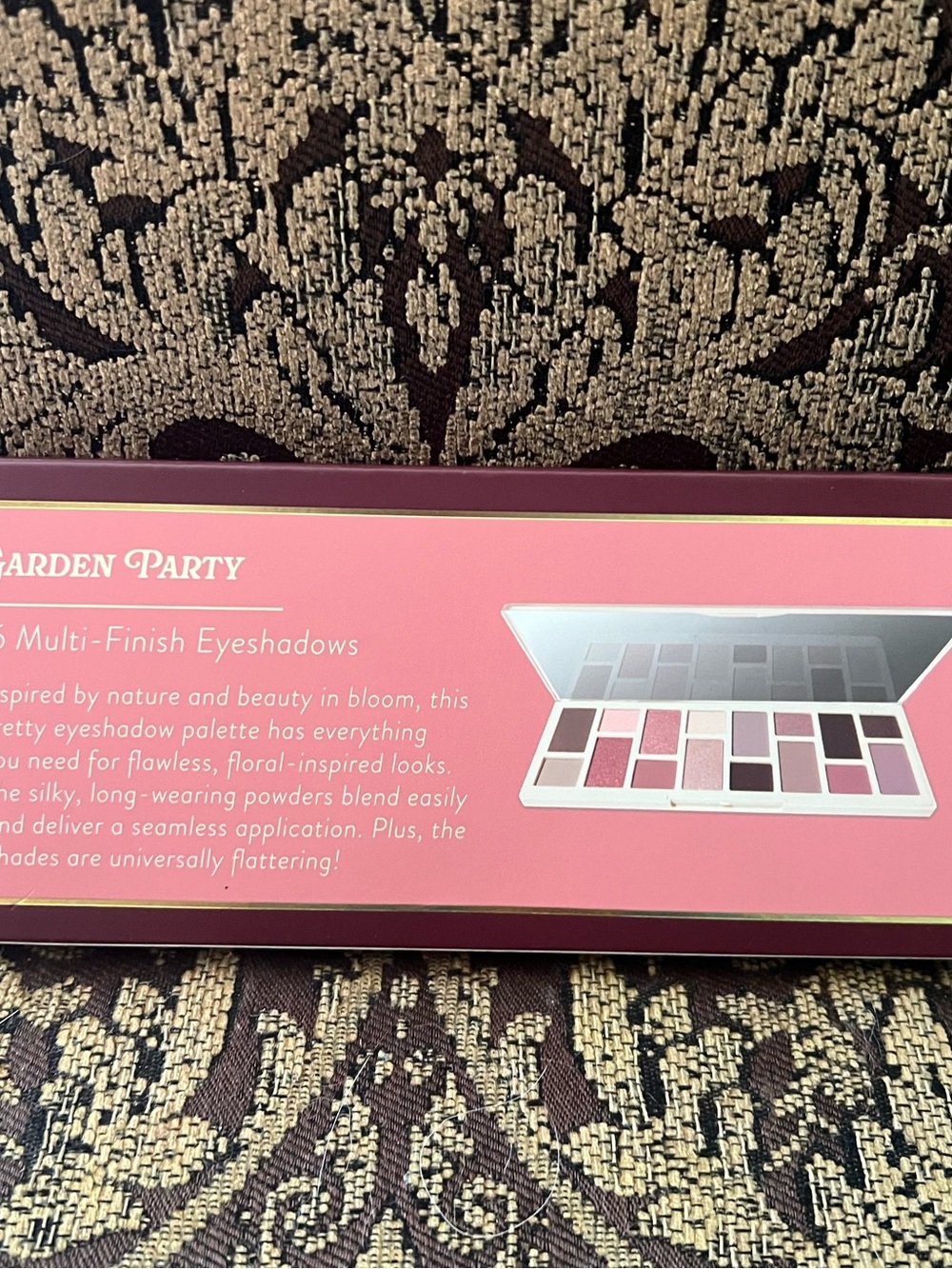 Laura Geller Garden Party 16 Multi-Finish Eyeshadow Palette NWT - Picture 2 of 2